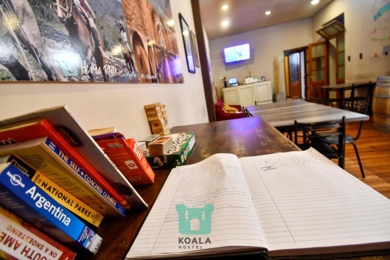 Koala Hostel Мендоса Екстериор снимка