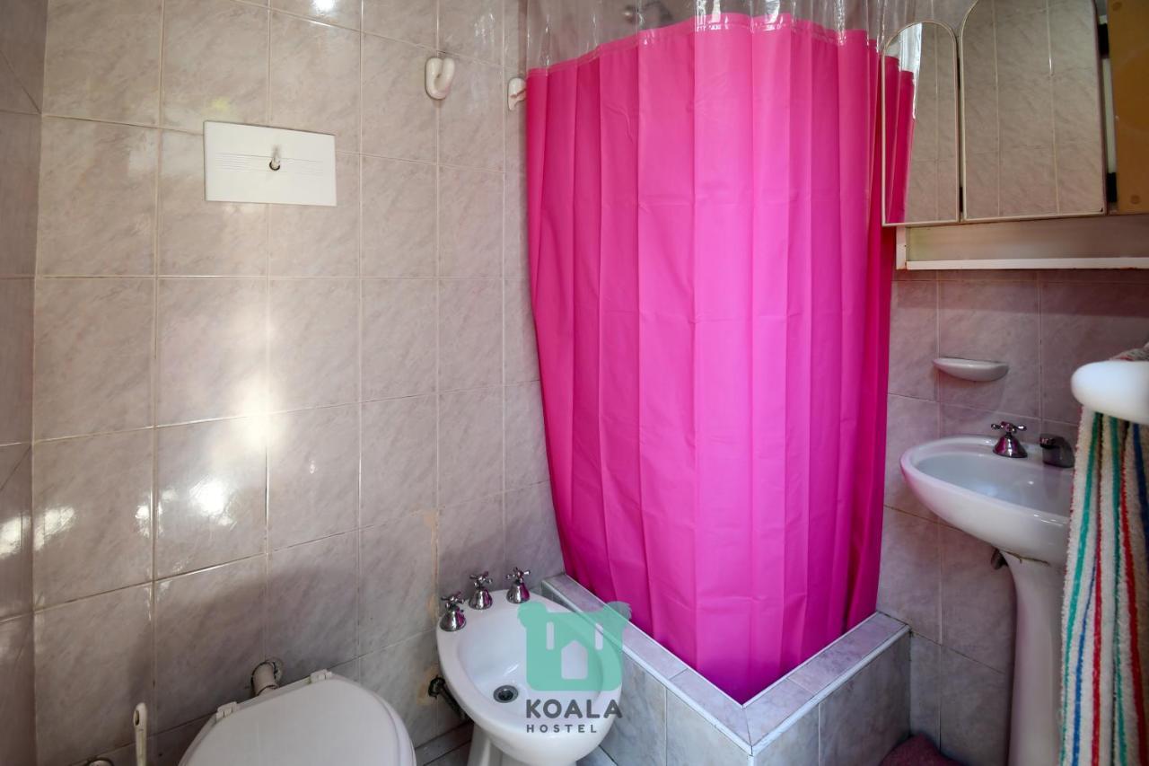 Koala Hostel Мендоса Екстериор снимка