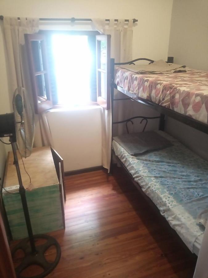 Koala Hostel Мендоса Екстериор снимка